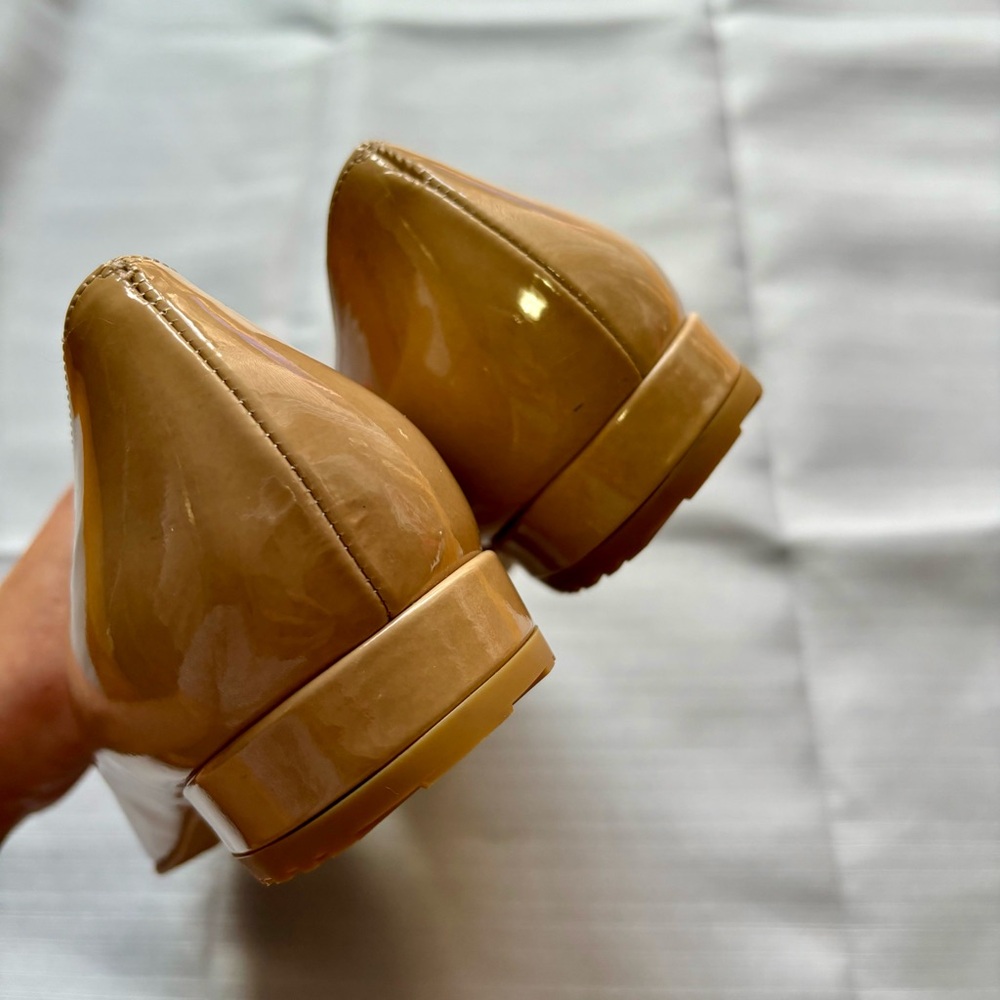 Stuart Weitzman Shoes - size 9.5 - Picture 7 of 8